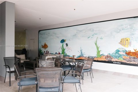 Copropriété à vendre à Sunny Isles Beach, Floride: 1 chambre, 92.9 m2 № 2061547 - photo 26