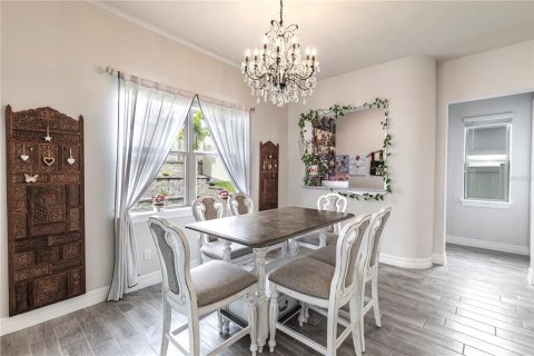 House in Lake Mary, Florida 4 bedrooms, 331.38 sq.m. № 1658424 - photo 26