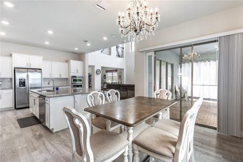 House in Lake Mary, Florida 4 bedrooms, 331.38 sq.m. № 1658424 - photo 28