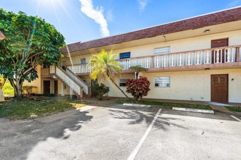 Condo in Boca Raton, Florida, 2 bedrooms  № 2181139 - photo 2