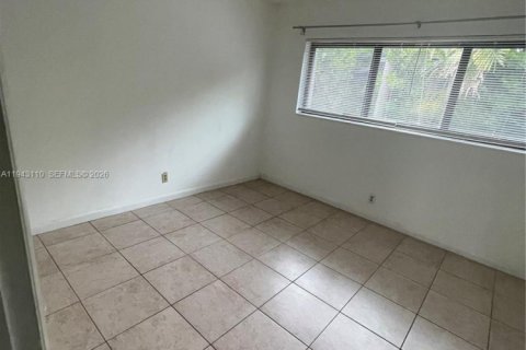 Appartement à louer à Fort Lauderdale, Floride: 1 chambre, 1027.96 m2 № 1999433 - photo 7