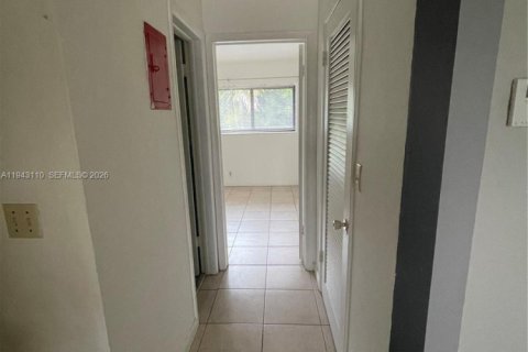 Appartement à louer à Fort Lauderdale, Floride: 1 chambre, 1027.96 m2 № 1999433 - photo 6