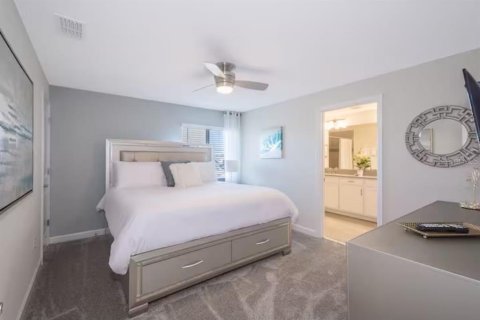Touwnhouse à vendre à Kissimmee, Floride: 5 chambres, 201.41 m2 № 2222256 - photo 17