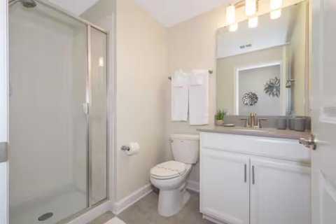 Touwnhouse à vendre à Kissimmee, Floride: 5 chambres, 201.41 m2 № 2222256 - photo 18