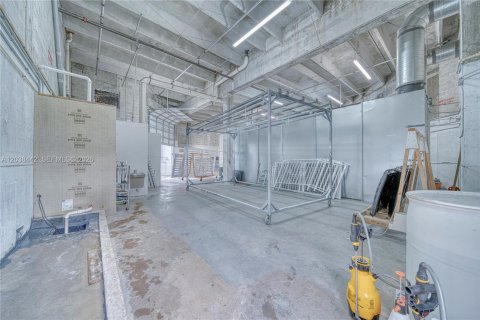 Commercial property in Homestead, Florida № 2184475 - photo 20