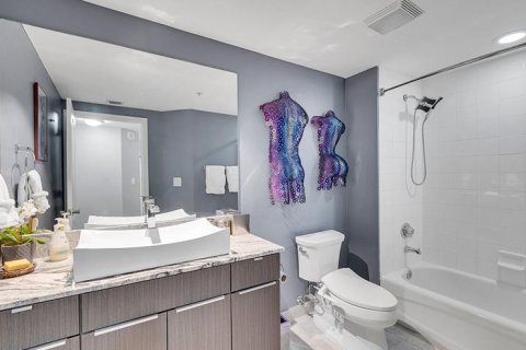 Copropriété à vendre à Fort Lauderdale, Floride: 2 chambres, 117.89 m2 № 2270621 - photo 25