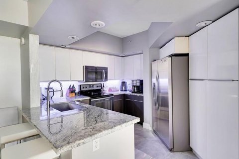 Copropriété à vendre à Fort Lauderdale, Floride: 2 chambres, 117.89 m2 № 2270621 - photo 17