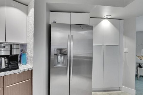 Copropriété à vendre à Fort Lauderdale, Floride: 2 chambres, 117.89 m2 № 2270621 - photo 13