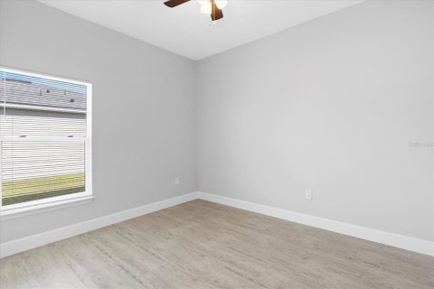 Immobilier commercial à vendre à Poinciana, Floride: 6 chambres, 242.29 m2 № 2280001 - photo 10
