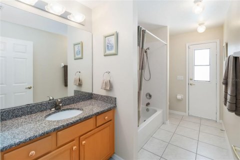 House in Davenport, Florida 3 bedrooms, 143.26 sq.m. № 1883870 - photo 24