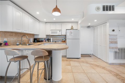 Copropriété à vendre à Miami Beach, Floride: 1 chambre, 60.76 m2 № 1946544 - photo 9