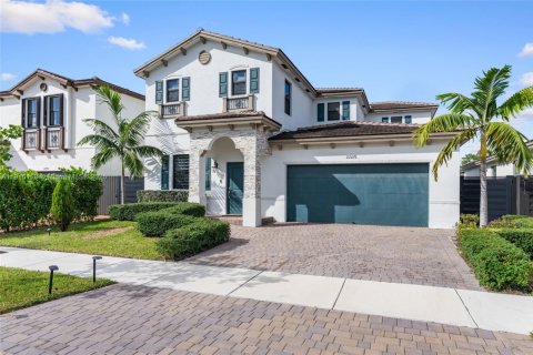 Купить виллу или дом в Майами, Флорида 4 спальни, 291.62м2, № 1971263 - фото 3