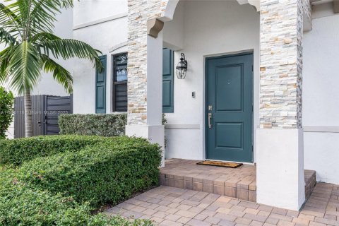 Купить виллу или дом в Майами, Флорида 4 спальни, 291.62м2, № 1971263 - фото 4