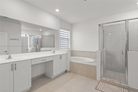 Купить виллу или дом в Майами, Флорида 4 спальни, 291.62м2, № 1971263 - фото 22