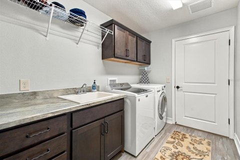 Casa en venta en The Villages, Florida, 4 dormitorios, 187.11 m2 № 2381198 - foto 30