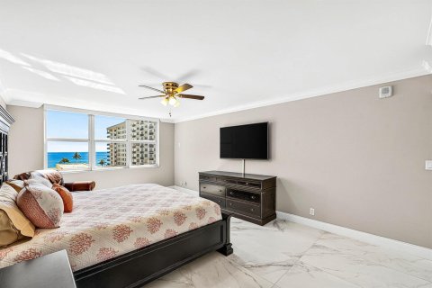 Condo in Hillsboro Beach, Florida, 2 bedrooms  № 2146253 - photo 13