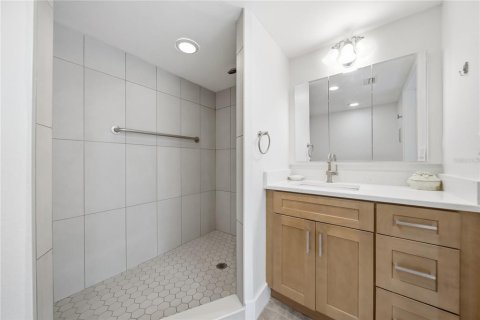 Condominio en alquiler en Clearwater, Florida, 2 dormitorios, 104.05 m2 № 2216057 - foto 20