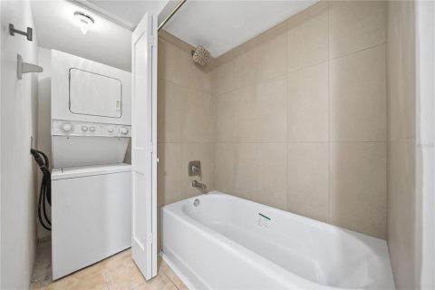 Condominio en alquiler en Clearwater, Florida, 2 dormitorios, 104.05 m2 № 2216057 - foto 7