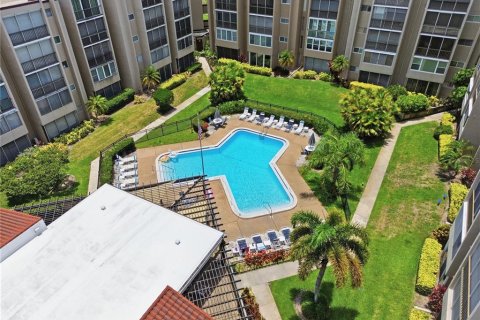 Condominio en alquiler en Clearwater, Florida, 2 dormitorios, 104.05 m2 № 2216057 - foto 27