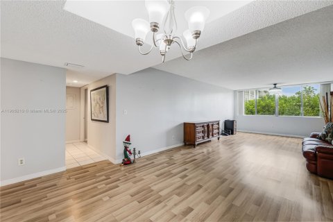 Copropriété à vendre à Lake Worth, Floride: 3 chambres, 139.82 m2 № 1956114 - photo 8