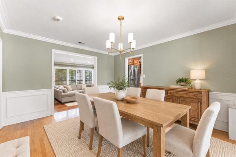 Villa ou maison à vendre à Orlando, Floride: 4 chambres, 232.35 m2 № 2429205 - photo 15