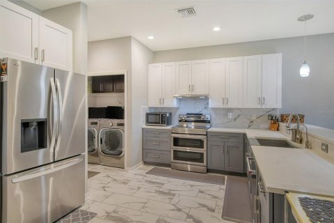 Adosado en alquiler en Sarasota, Florida, 3 dormitorios, 163.32 m2 № 1548702 - foto 10