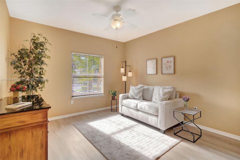 Condo in Fort Myers, Florida, 2 bedrooms  № 1949052 - photo 28