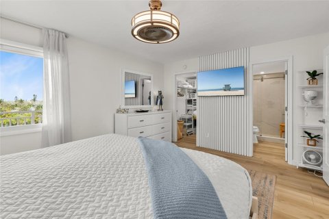 Condo in Sarasota, Florida, 1 bedroom № 2101837 - photo 22