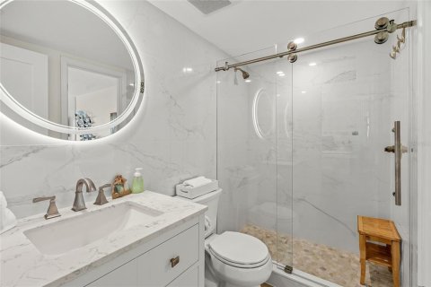 Condo in Sarasota, Florida, 1 bedroom № 2101837 - photo 23