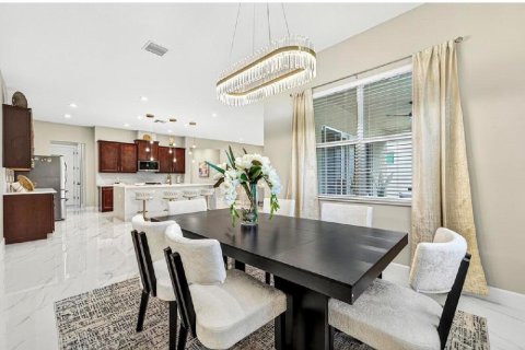 Villa ou maison à vendre à Lake Worth, Floride: 5 chambres, 286.6 m2 № 2394731 - photo 14