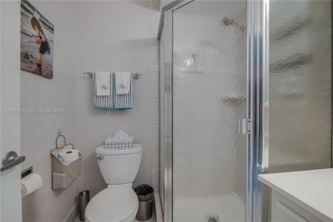 Купить кондоминиум в Лодердейл-Лейкс, Флорида 2 спальни, 87.7м2, № 2002760 - фото 15