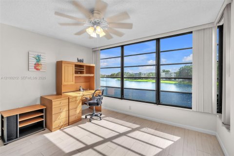 Copropriété à vendre à Davie, Floride: 2 chambres, 128.67 m2 № 2400764 - photo 12