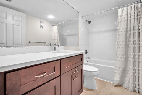 Copropriété à vendre à Davie, Floride: 2 chambres, 128.67 m2 № 2400764 - photo 18