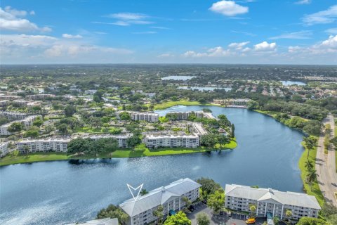Copropriété à vendre à Davie, Floride: 2 chambres, 128.67 m2 № 2400764 - photo 26