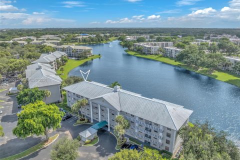 Copropriété à vendre à Davie, Floride: 2 chambres, 128.67 m2 № 2400764 - photo 29