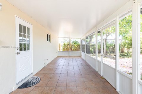 Villa ou maison à vendre à Miramar, Floride: 3 chambres, 100.33 m2 № 1966620 - photo 13