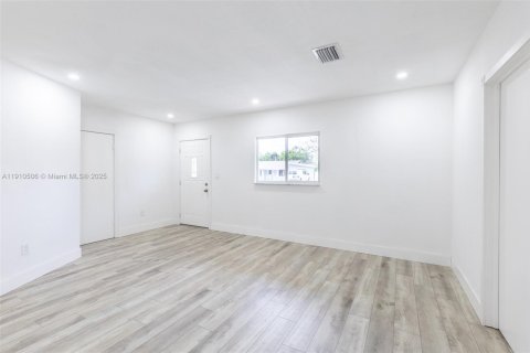 Villa ou maison à vendre à Miramar, Floride: 3 chambres, 100.33 m2 № 1966620 - photo 18