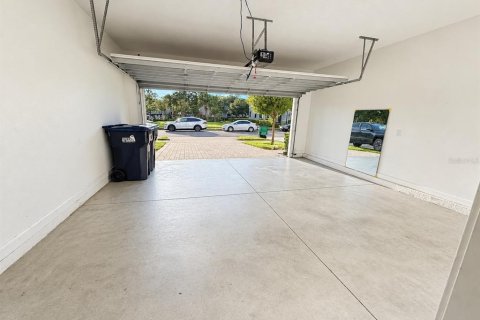 Townhouse in Orlando, Florida 3 bedrooms, 177.91 sq.m. № 2400337 - photo 18