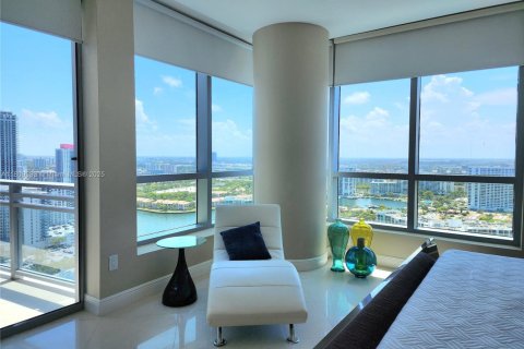 Copropriété à louer à Hollywood, Floride: 3 chambres, 243.68 m2 № 1752492 - photo 22