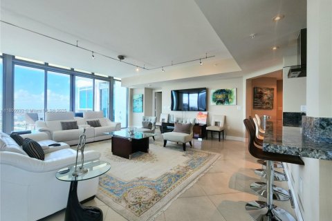 Copropriété à louer à Hollywood, Floride: 3 chambres, 243.68 m2 № 1752492 - photo 3