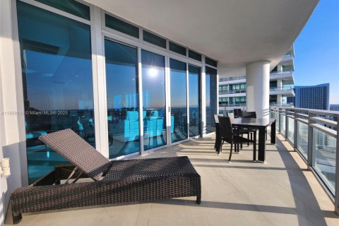 Copropriété à louer à Hollywood, Floride: 3 chambres, 243.68 m2 № 1752492 - photo 20