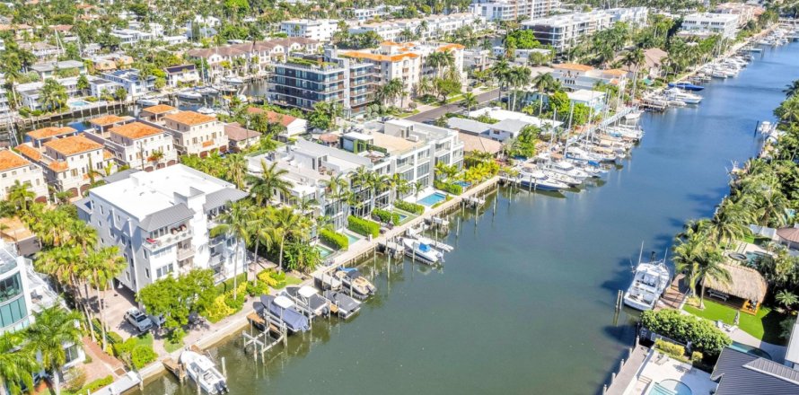 Condominio en Fort Lauderdale, Florida, 3 dormitorios № 1188608