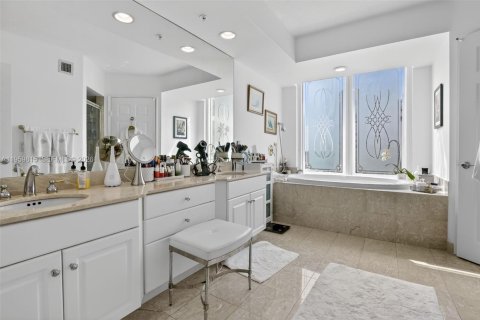 Купить кондоминиум в Авентура, Флорида 3 спальни, 252.69м2, № 2020330 - фото 28