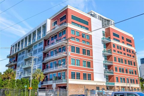 Copropriété à louer à Miami, Floride: 1 chambre, 80.92 m2 № 2023963 - photo 19