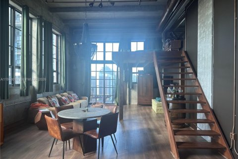 Copropriété à louer à Miami, Floride: 1 chambre, 80.92 m2 № 2023963 - photo 4