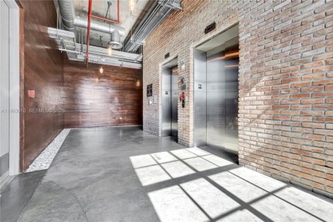 Copropriété à louer à Miami, Floride: 1 chambre, 80.92 m2 № 2023963 - photo 20