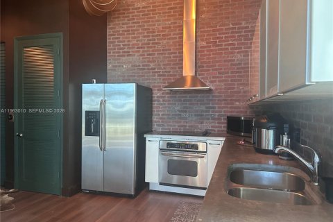 Copropriété à louer à Miami, Floride: 1 chambre, 80.92 m2 № 2023963 - photo 11