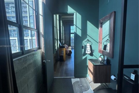 Copropriété à louer à Miami, Floride: 1 chambre, 80.92 m2 № 2023963 - photo 16