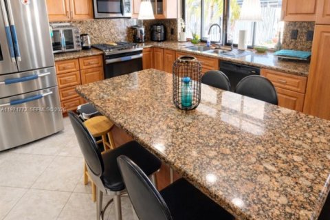 Villa ou maison à vendre à Sunrise, Floride: 3 chambres, 150.04 m2 № 2038584 - photo 11