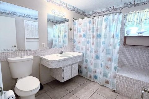 House in Port Charlotte, Florida 3 bedrooms № 2034348 - photo 15